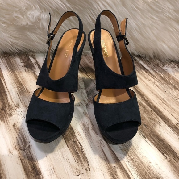 2[Nine West] NWOT! Blue navy suede wedges. - Picture 1 of 5